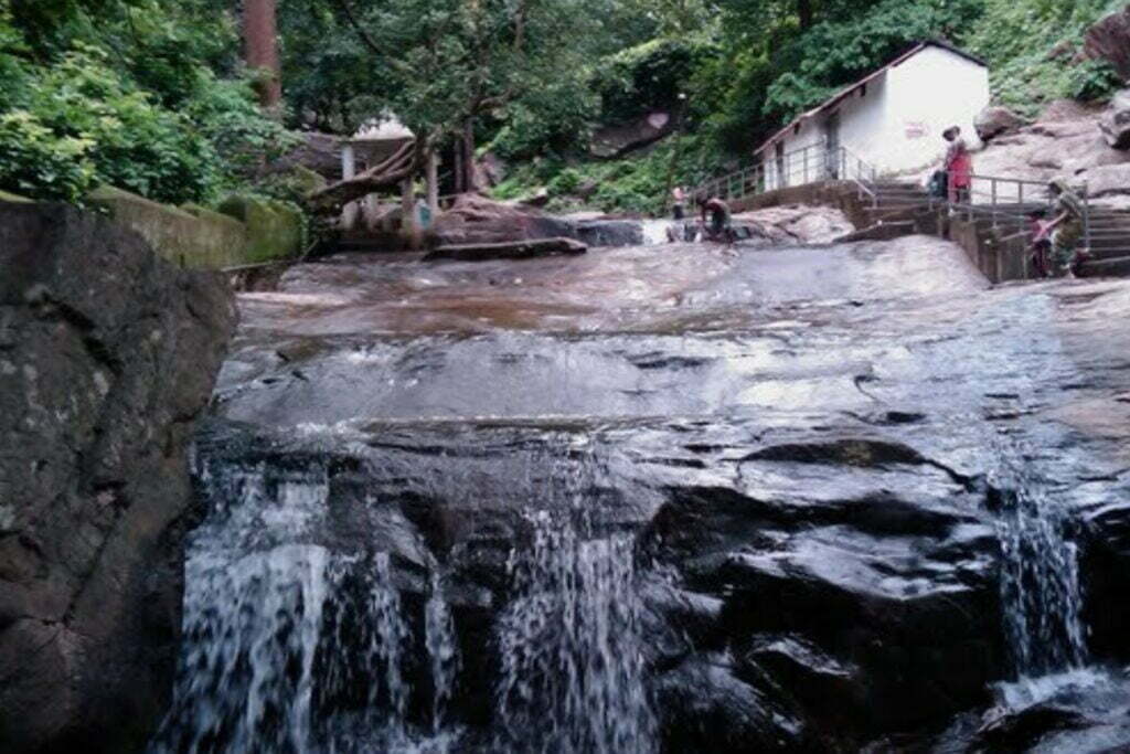 Harishankar Waterfall,